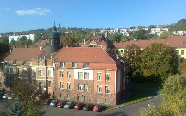 VÁLTOZÁSOK A SZEKSZÁRDI KÓRHÁZ MŰKÖDÉSI RENDJÉBEN, a járványügyi veszélyhelyzet és a járványkórházzá történő kijelölés okán!